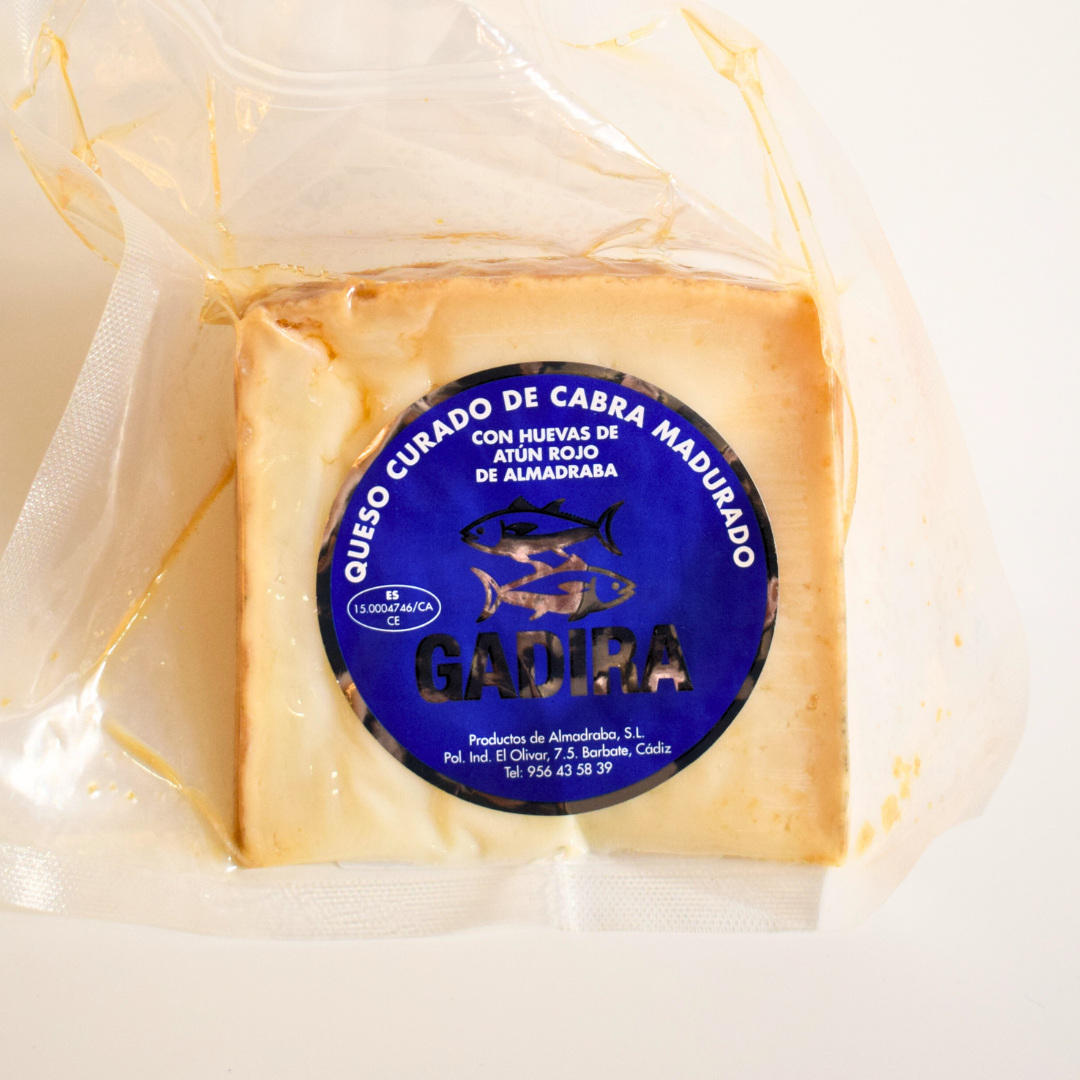 Queso curado de cabra madurado con huevas de atún rojo